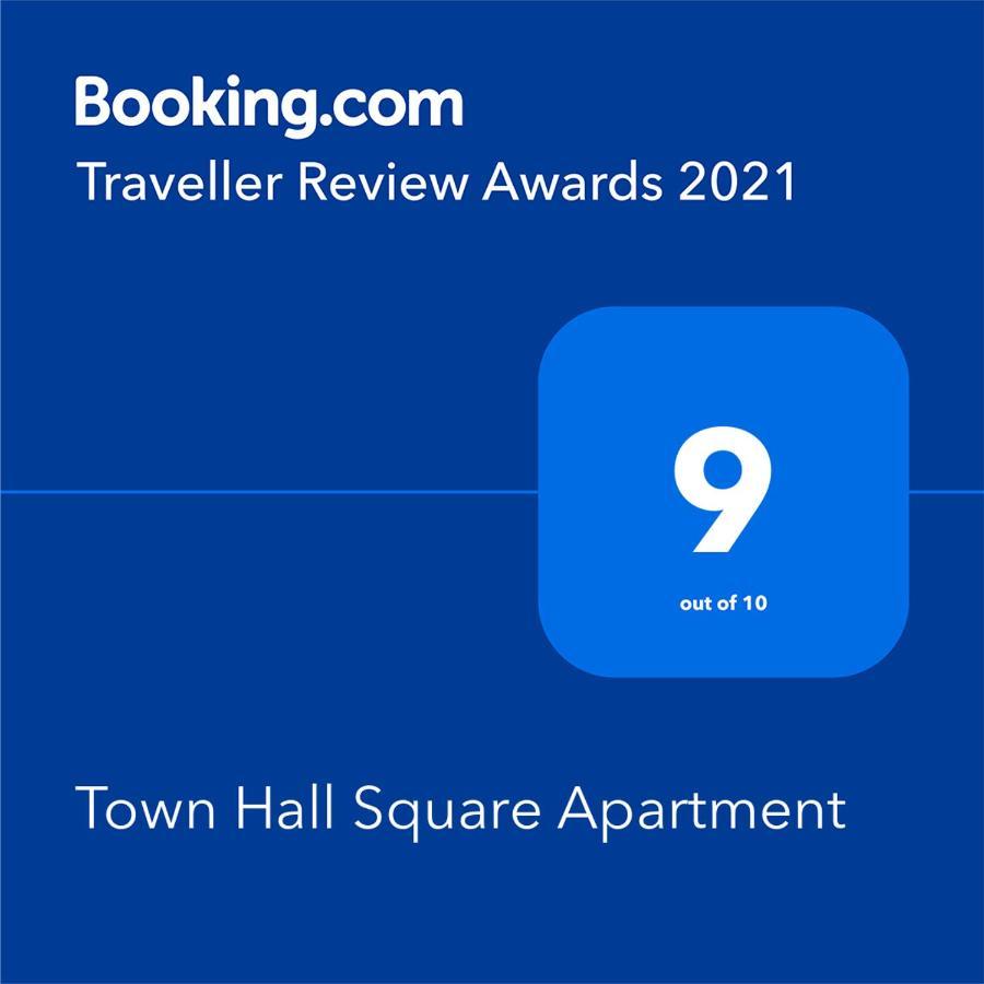 Town Hall Square Apartments Вильнюс Экстерьер фото